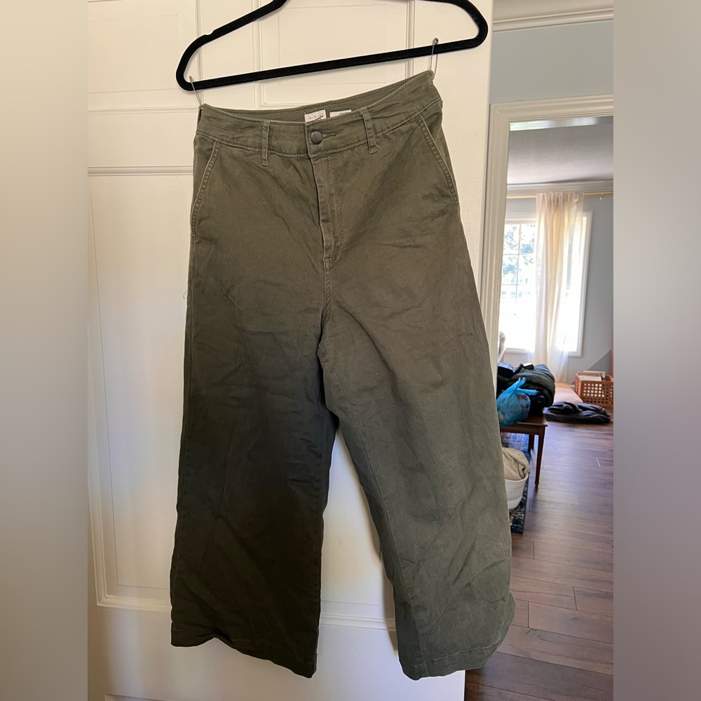 Cropped Wide Leg Pant